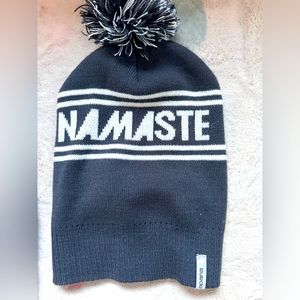 Apana Beanie OS with Pom Pom